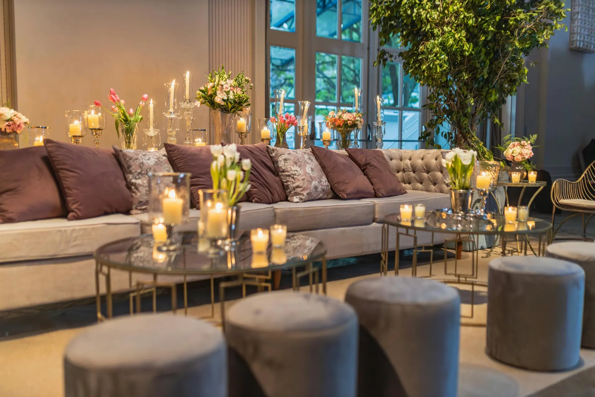 Professional matchmaker meeting with a Dallas client